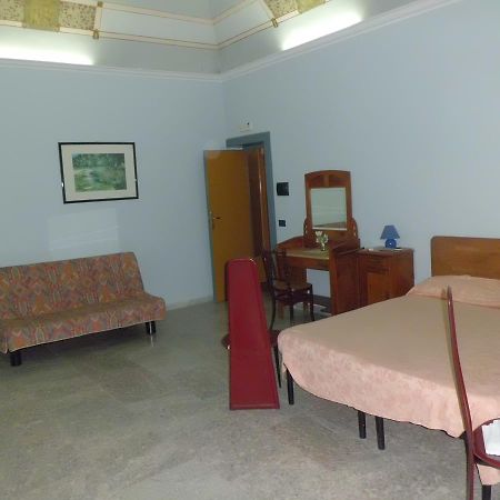 B&B Cavour Torre Maggiore Exterior foto