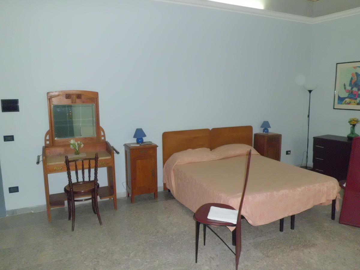 B&B Cavour Torre Maggiore Exterior foto